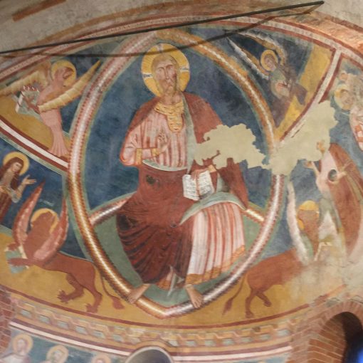 Affresco del catino absidale della chiesa dei XII Apostoli a Lodi Vecchio, foto di Laura Curti